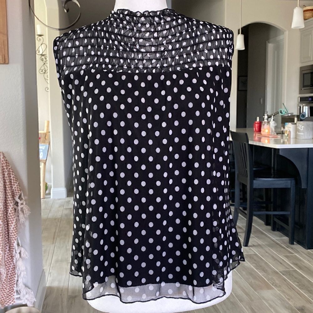 Kim & Cami Sleeveless Black Mock Ruffled Neck White Polka Dots Sheer S